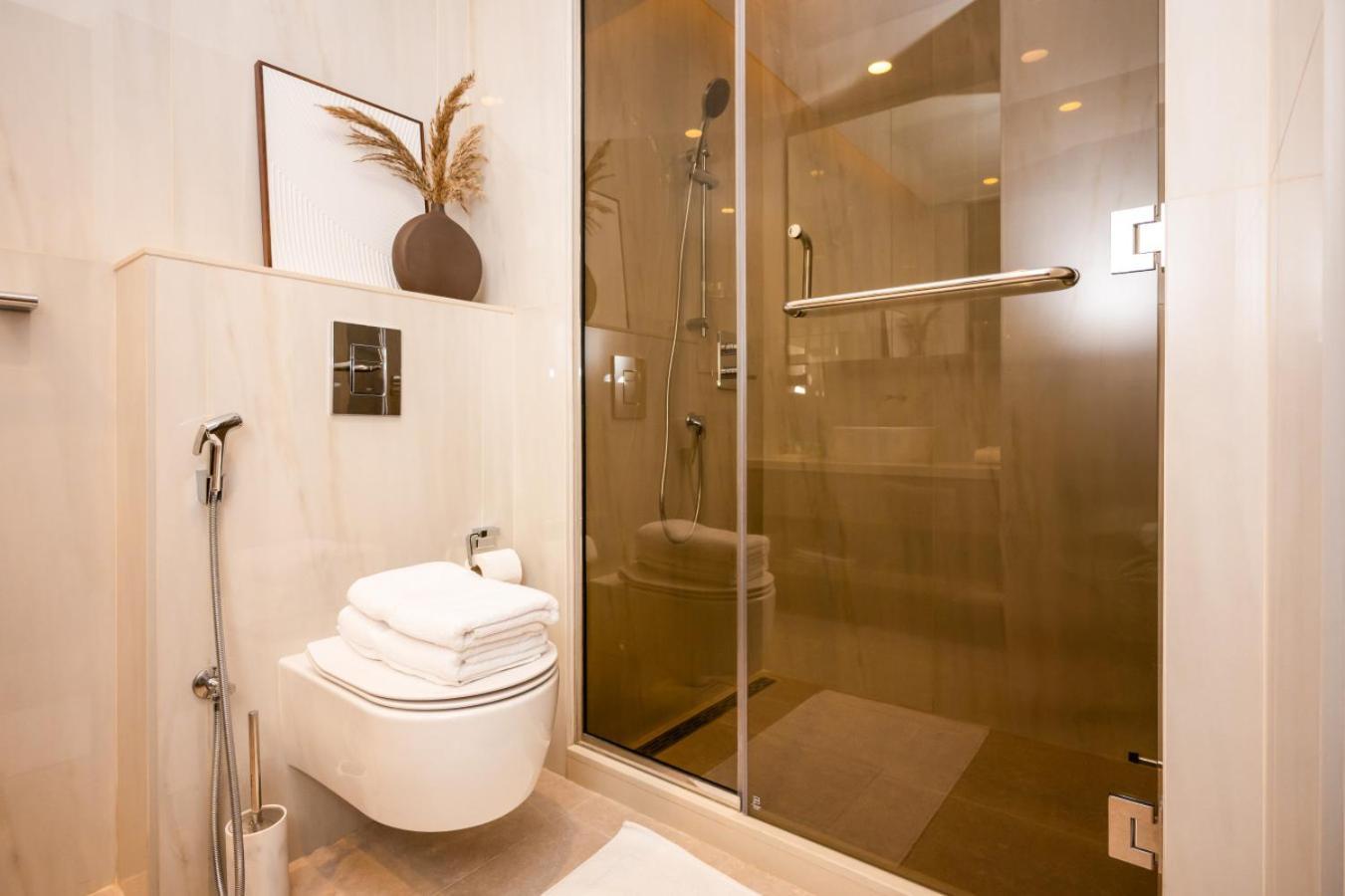 New Build Luxury With Burj View At Peninsula 5, Business Bay * Dubai