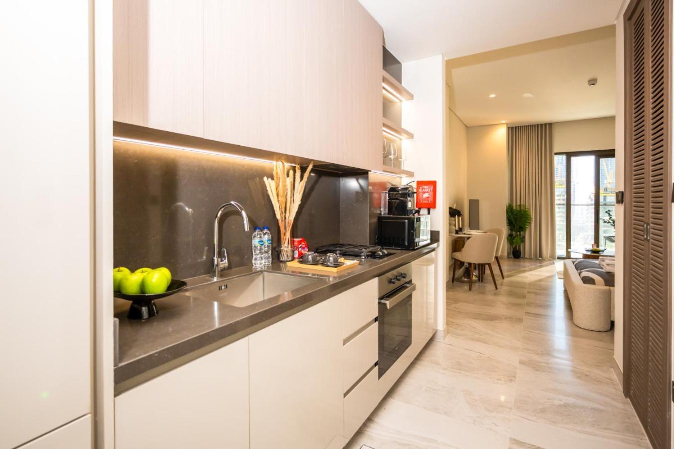 Apartment New Build Luxury With Burj View At Peninsula 5, Business Bay *